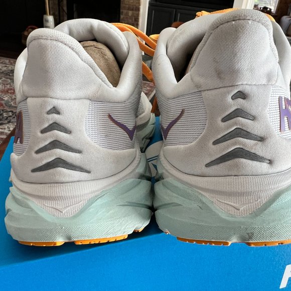 HOKA Clifton 8 - Picture 7 of 10